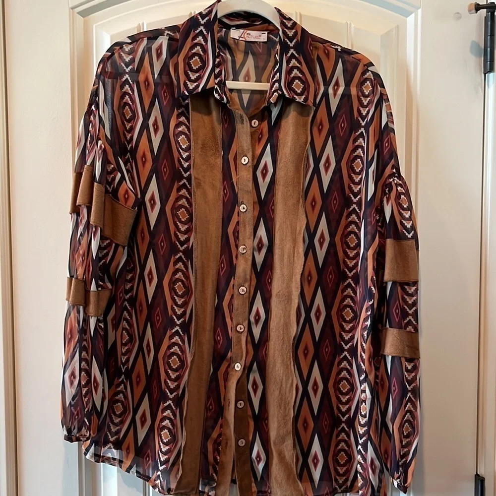 Western cowgirl button down blouse faux leather details SO Cute and unique L/ XL - Picture 8 of 11